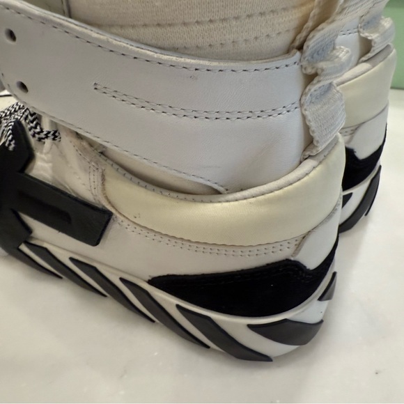 Off-White Vulcanized High Top Floating Arrow iWhite/Black/Red Size US M5/W7 EU38 - Picture 6 of 14